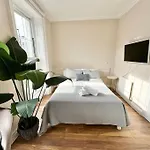 Warm Studio Flat In Camden 1