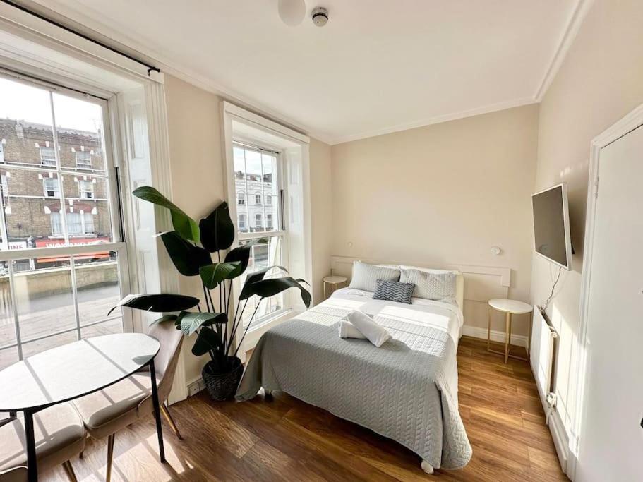 Warm Flat In Camden 1 Londra